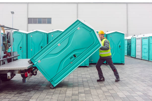 Portable Toilet Options We Offer in Summitville, IN