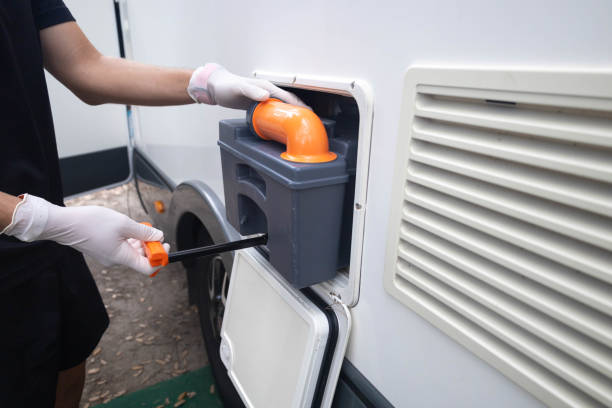 Best Porta potty rental near me  in Summitville, IN