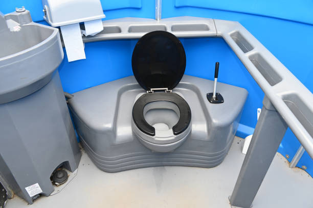 Best Emergency porta potty rental  in Summitville, IN