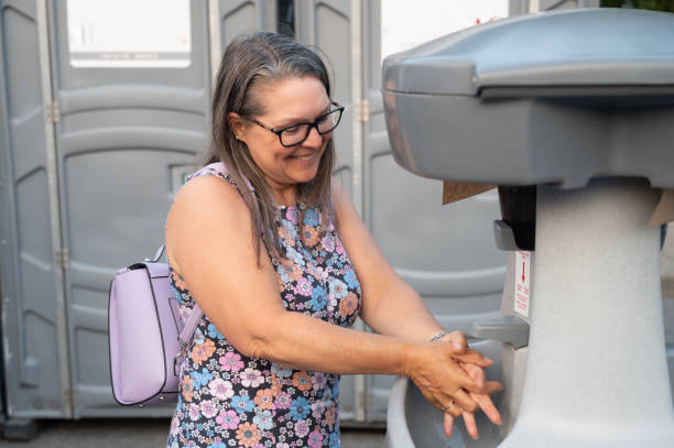 Best Long-term porta potty rental  in Summitville, IN